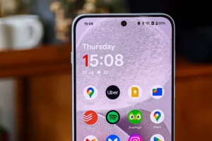 قیمت: ۵۳۰ دلار در OnePlus